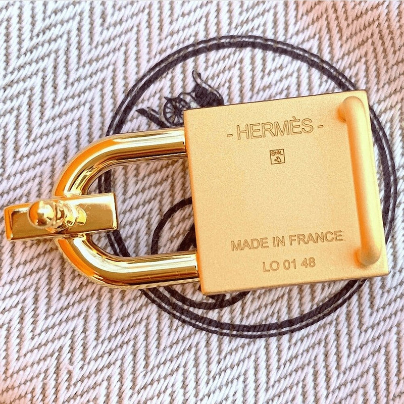 Hermes Women's Plated Gold ROMANCE OR Buckle 13 mm, New with Pochette and White Box!! - poupishop