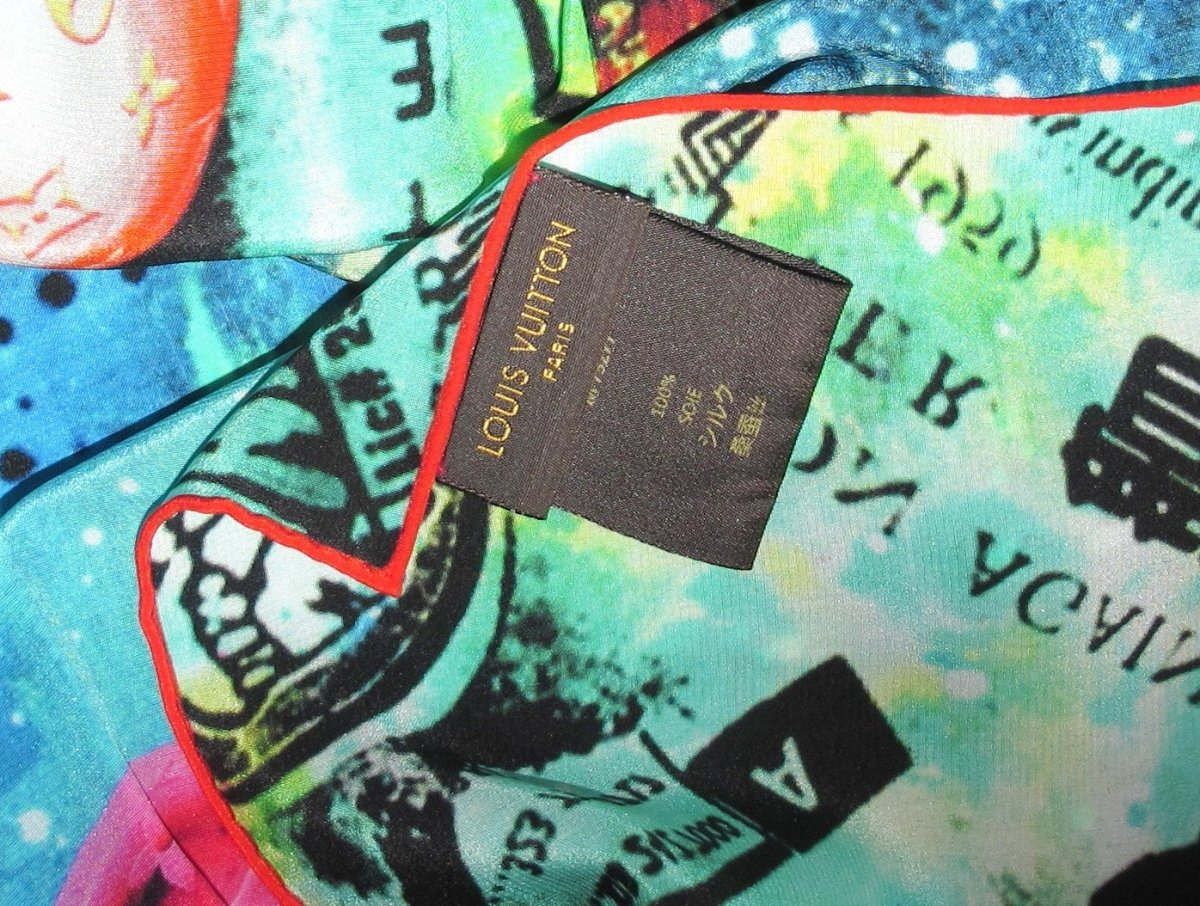 Louis Vuitton & Kenny Scharf 2014 Pop Cosmic Limited Artist Scarf Crepe of Silk Shawl 140 - poupishop
