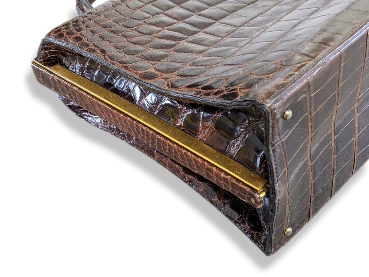 Louise Fontaine 1960s Chocolate Crocodile Big Retro Mallette Doctor Bag 34 with Key, Superb! - poupishop